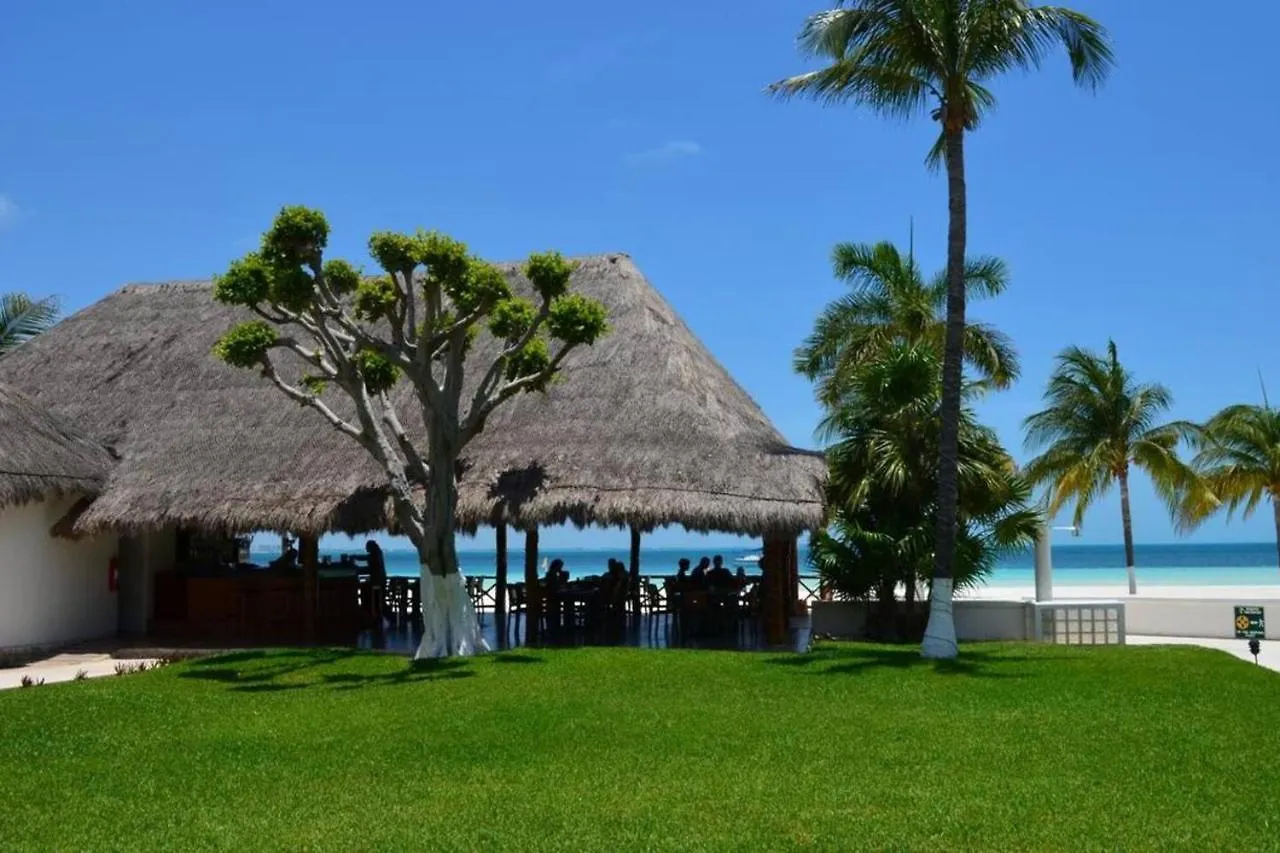 Fantastic Family Villa On The Best Beach Of Cancun Apartment