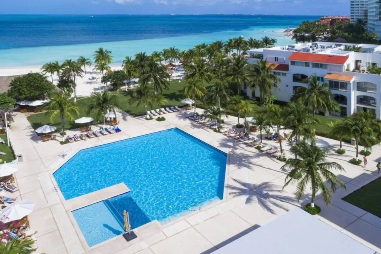 Fantastic Family Villa On The Best Beach Of Cancun